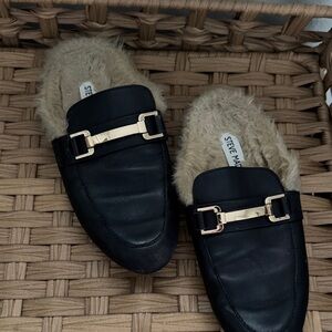 Steve Madden Black Loafers with Fur Lining